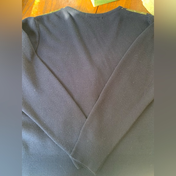 🏷️ 3 for $10
Cardigan sweater - Picture 5 of 6